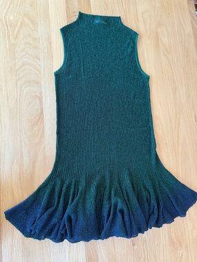 ARTO Sleeveless Knit Flared Hem Dress - Sparkle Green